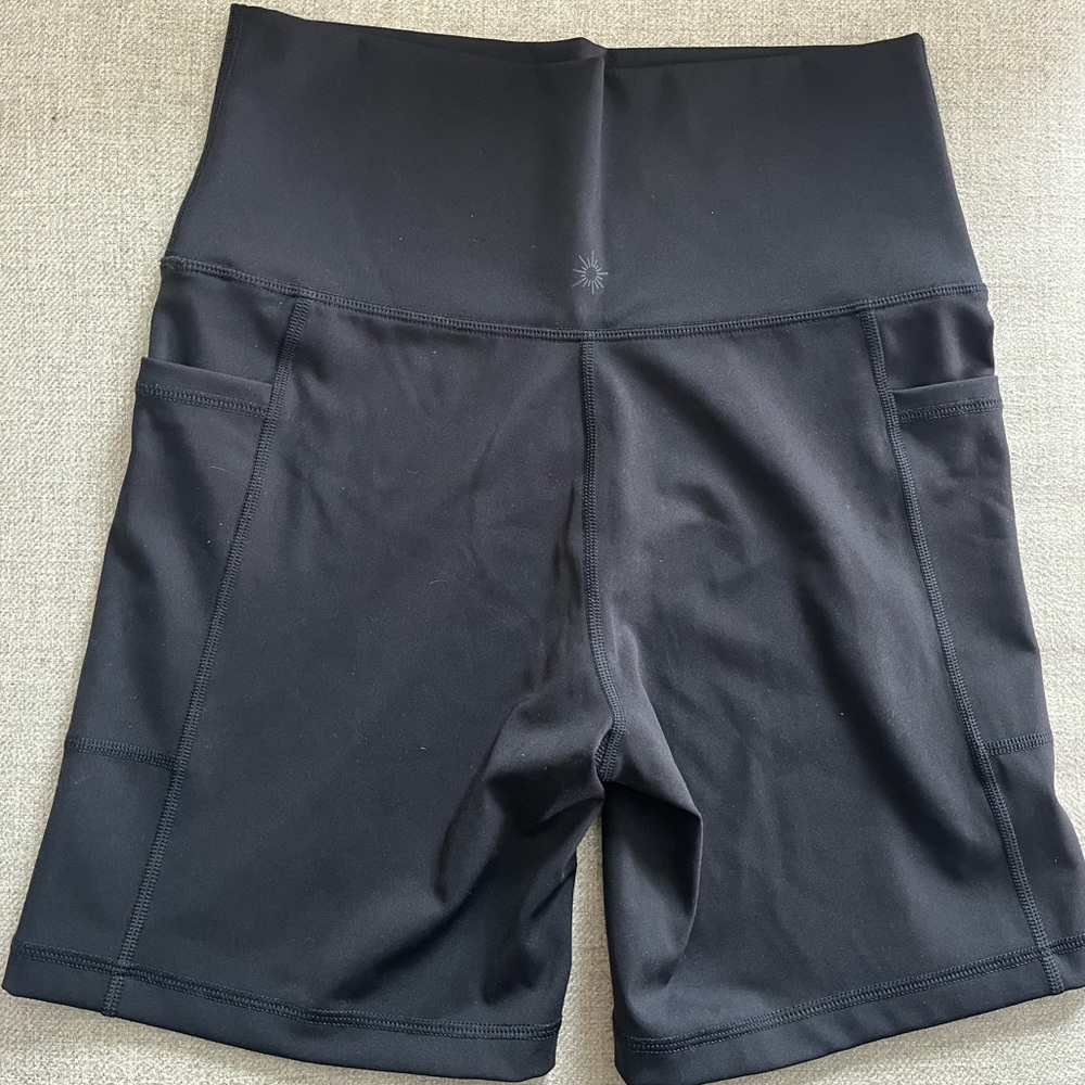 OFFLINE By Aerie Goals Pocket High-Waisted Women's 7” Bike Shorts